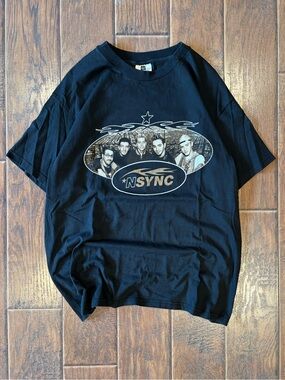 Vintage 90s 1999 NSYNC Band Music Shirt